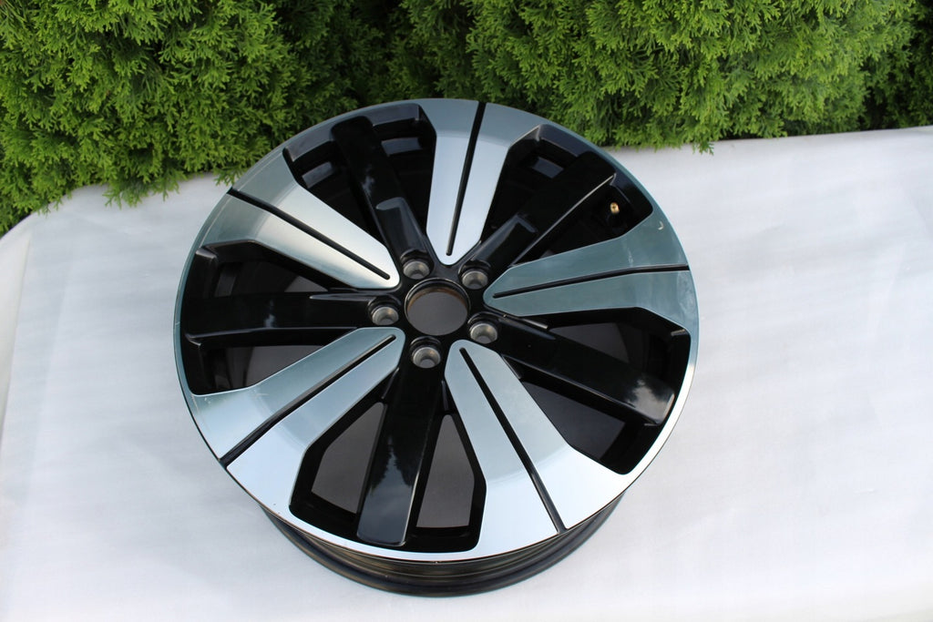 1x Alufelge 19 Zoll 7.5" 5x112 50,5ET 32143627 Volvo Xc60 Xc40 Rim Wheel