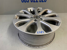 Load image into Gallery viewer, 1x Alufelge 18 Zoll 8.0&quot; 5x112 43ET Glanz Silber A2134011100 Mercedes-Benz W213
