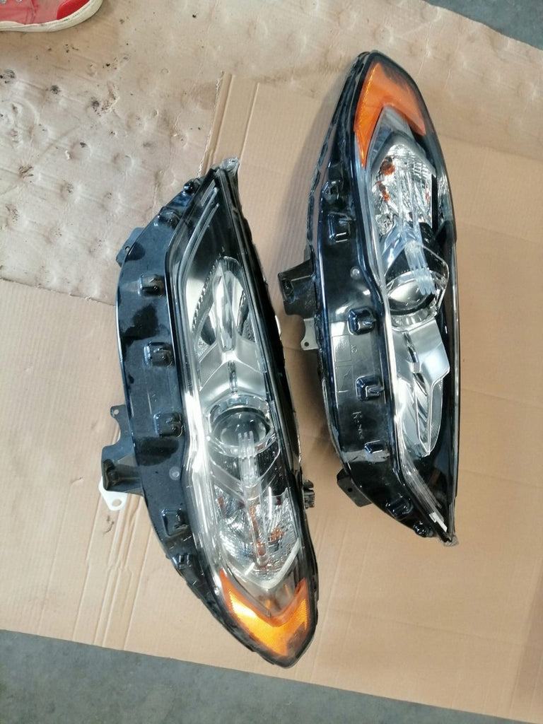 Frontscheinwerfer Ford Mondeo Fusion Ein Stück (Rechts oder Links) Headlight