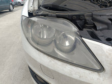 Laden Sie das Bild in den Galerie-Viewer, Frontscheinwerfer Seat Exeo Rechts Scheinwerfer Headlight SCH3961460838gz
