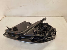 Laden Sie das Bild in den Galerie-Viewer, Frontscheinwerfer Seat Leon 5FB941008F Rechts Scheinwerfer Headlight