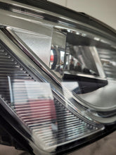 Laden Sie das Bild in den Galerie-Viewer, Frontscheinwerfer Audi Q5 8R0941032C Xenon Rechts Scheinwerfer Headlight SCH3313563080es