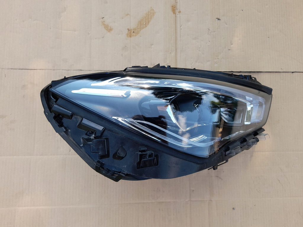 Frontscheinwerfer Mercedes-Benz Cla X118 C118 A1189067001 LED Rechts Headlight