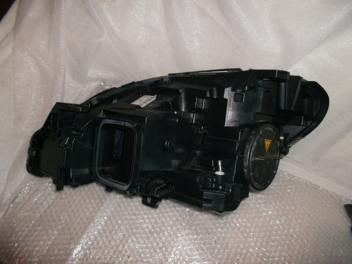 Frontscheinwerfer Mercedes-Benz W246 A2468201661 A2468201561 Xenon Ein Satz SCH6062824472wd