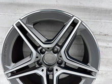 Laden Sie das Bild in den Galerie-Viewer, 1x Alufelge 18 Zoll 7.5&quot; 5x112 49ET A1774011500 Mercedes-Benz W177 Rim Wheel