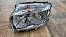 Laden Sie das Bild in den Galerie-Viewer, Frontscheinwerfer Dacia Duster 260600069R Links Scheinwerfer Headlight