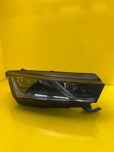 Laden Sie das Bild in den Galerie-Viewer, Frontscheinwerfer Skoda Octavia IV 5E4941016B Full LED Rechts Headlight SCH5167410535pa