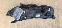 Laden Sie das Bild in den Galerie-Viewer, Frontscheinwerfer Jaguar Xe LX73-13W029-EC LX73-13W030-EC Rechts oder Links SCH9412596594zx