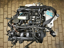 Load image into Gallery viewer, Motor Mercedes-Benz W176 270920 1.6 CGI 48TKm Benzin Engine Komplett