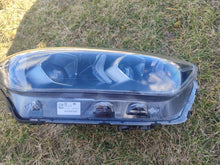 Laden Sie das Bild in den Galerie-Viewer, Frontscheinwerfer Kia Ceed 92102-J7500 Rechts Scheinwerfer Headlight SCH4706465352kl