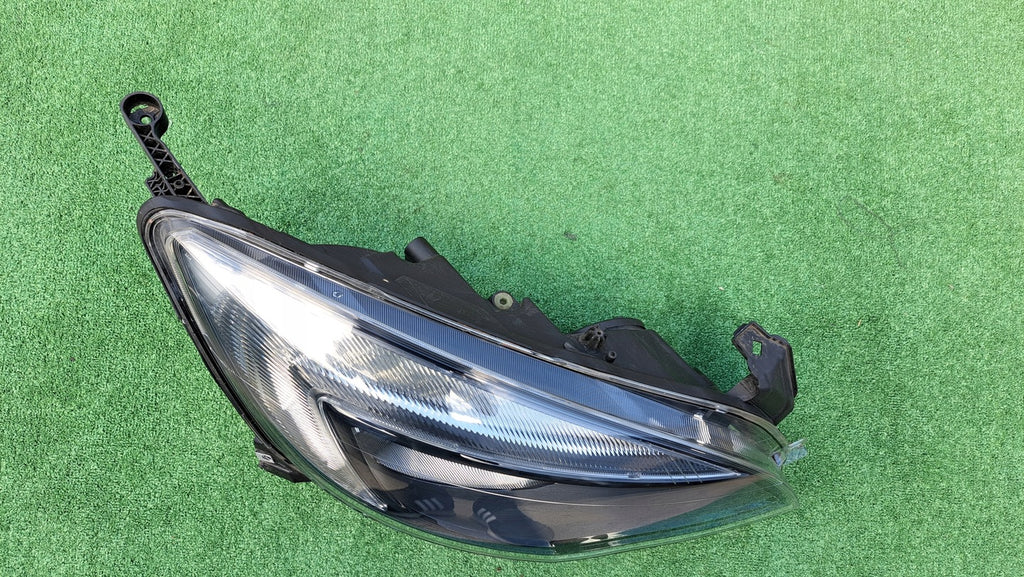 Frontscheinwerfer Opel Astra 1EG010011-62 Halogen Rechts Scheinwerfer Headlight