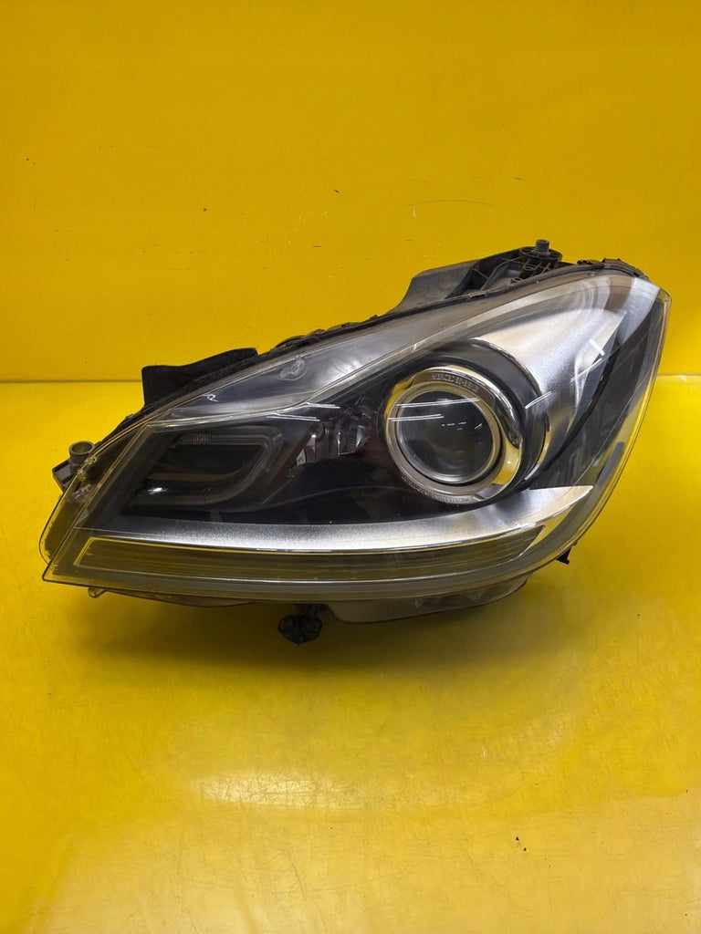 Frontscheinwerfer Mercedes-Benz W204 A2048204339 Xenon Links Headlight SCH8416106558vr