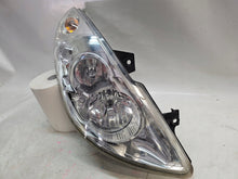Load image into Gallery viewer, Frontscheinwerfer Renault Master III 260100049R Links Scheinwerfer Headlight SCH1476299629pt