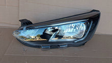 Laden Sie das Bild in den Galerie-Viewer, Frontscheinwerfer Ford Focus JX7B-13W030-CE Links Scheinwerfer Headlight SCH8037551011kk