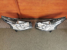 Load image into Gallery viewer, Frontscheinwerfer Renault Trafic III 260608912R Ein Satz Scheinwerfer Headlight SCH5259209887jl