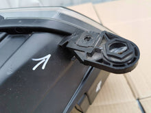 Laden Sie das Bild in den Galerie-Viewer, Frontscheinwerfer Seat Ateca 576941005A-BAX LED Ein Stück (Rechts oder Links)