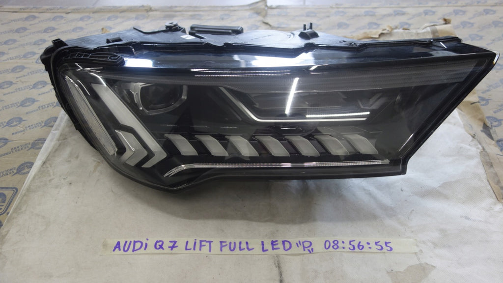 Frontscheinwerfer Audi Q7 4M0941040C LED Rechts Scheinwerfer Headlight SCH8740990458tc