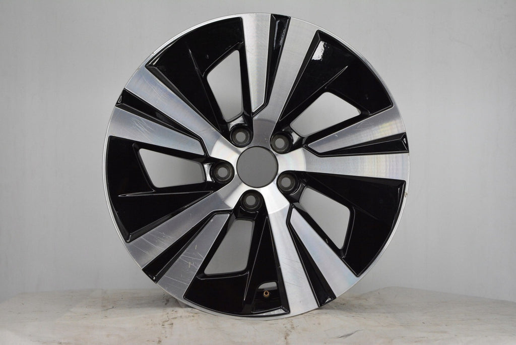 1x Alufelge 17 Zoll 7.0" 5x108 40,5ET Glanz Schwarz 32209235 Volvo Rim Wheel