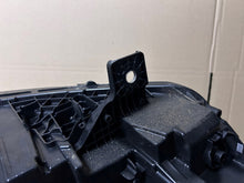 Laden Sie das Bild in den Galerie-Viewer, Frontscheinwerfer Skoda Enyaq 5LB941015 LED Links Scheinwerfer Headlight