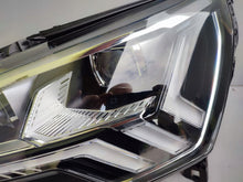 Laden Sie das Bild in den Galerie-Viewer, Frontscheinwerfer Audi Q3 83A941035 Links Scheinwerfer Headlight