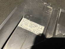 Laden Sie das Bild in den Galerie-Viewer, Frontscheinwerfer Mercedes-Benz W205 A2059062504 LED Rechts oder Links SCH8779467940ou