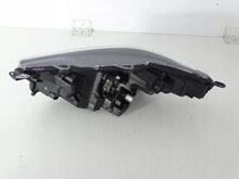 Laden Sie das Bild in den Galerie-Viewer, Frontscheinwerfer Toyota Yaris Rechts Scheinwerfer Headlight SCH9535467025gh