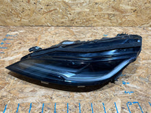 Laden Sie das Bild in den Galerie-Viewer, Frontscheinwerfer Tesla Model 3 1760888-00-F Links Scheinwerfer Headlight SCH5640308815jm