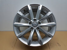 Load image into Gallery viewer, 1x Alufelge 17 Zoll 7.0" 5x112 40ET 3G0601025 VW Passat B8 Rim Wheel FEL4271930723fl
