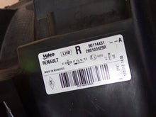 Load image into Gallery viewer, Frontscheinwerfer Dacia Sandero Logan II 90114431 Rechts Scheinwerfer Headlight SCH7340858265ve
