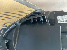 Laden Sie das Bild in den Galerie-Viewer, Frontscheinwerfer Opel Vivaro C 9847209880 Rechts Scheinwerfer Headlight SCH3476336961xw