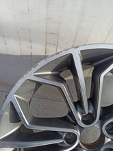 Laden Sie das Bild in den Galerie-Viewer, 1x Alufelge 18 Zoll 9.0&quot; 5x120 41ET 6789148 BMW X1 E84 Rim Wheel