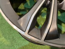 Laden Sie das Bild in den Galerie-Viewer, 1x Alufelge 17 Zoll 7.5" 5x112 54ET 6856087 BMW 1 F40 Rim Wheel FEL1608245001zn