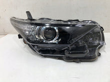 Laden Sie das Bild in den Galerie-Viewer, Frontscheinwerfer Toyota Auris 81110-02K30 LED Rechts Scheinwerfer Headlight SCH4062883963rp