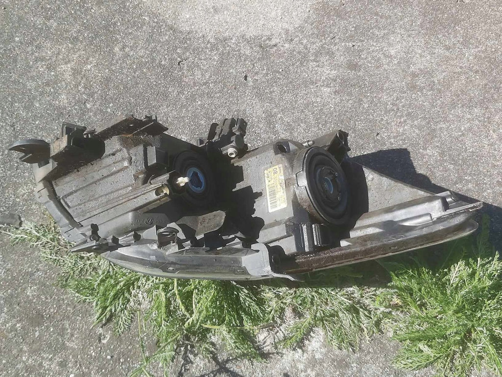 Frontscheinwerfer Toyota Auris 81150-02460 Links Scheinwerfer Headlight