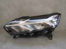 Laden Sie das Bild in den Galerie-Viewer, Frontscheinwerfer Dacia Sandero III Logan Jogger 260607161R LED Links Headlight SCH7804307949bf