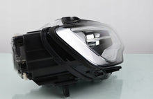 Laden Sie das Bild in den Galerie-Viewer, Frontscheinwerfer Audi A3 8V0941032AG Xenon Rechts Scheinwerfer Headlight SCH3894435047mo