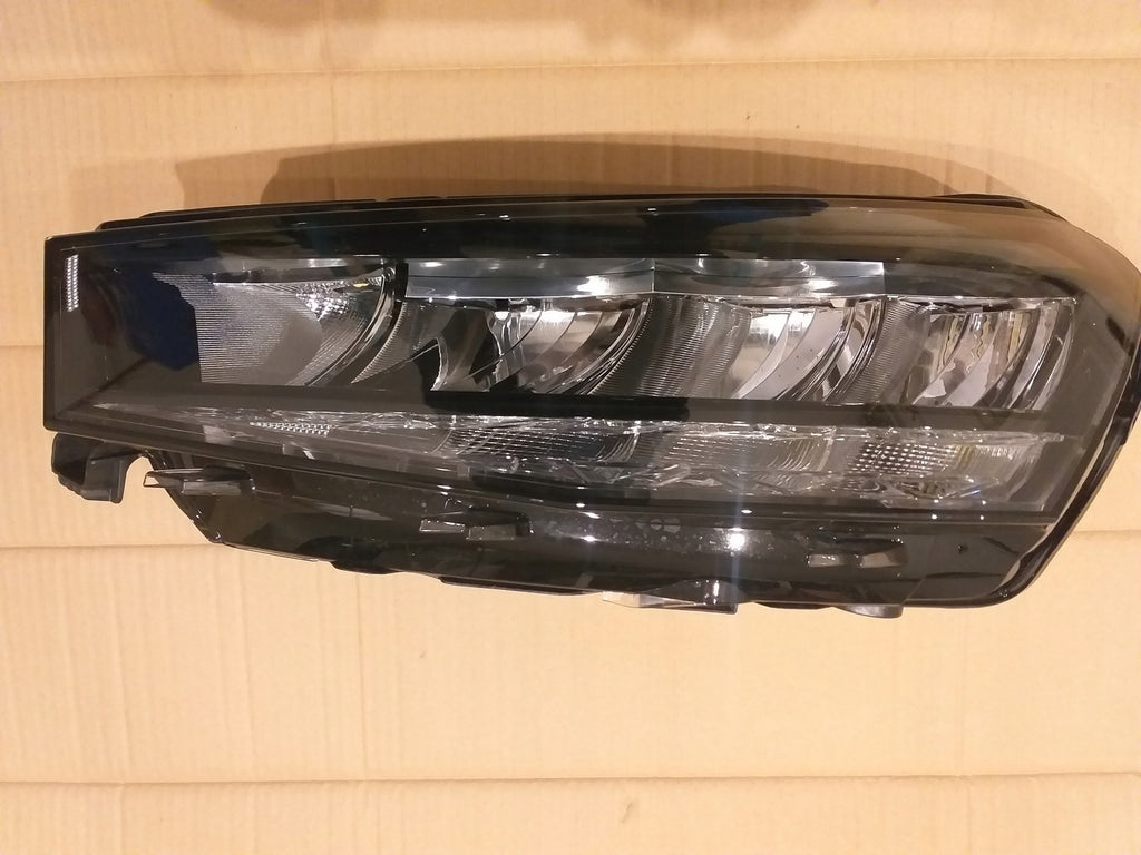 Frontscheinwerfer Skoda Fabia 6VB941015 6VB941016 LED Links Headlight