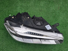Laden Sie das Bild in den Galerie-Viewer, Frontscheinwerfer BMW X5 F15 F16 7471348AI01 Rechts Scheinwerfer Headlight SCH8774990792bq