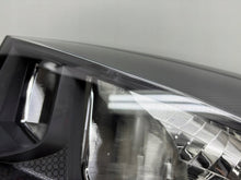 Laden Sie das Bild in den Galerie-Viewer, Frontscheinwerfer Toyota Aygo X 85122000 Rechts Scheinwerfer Headlight SCH9259712221cl