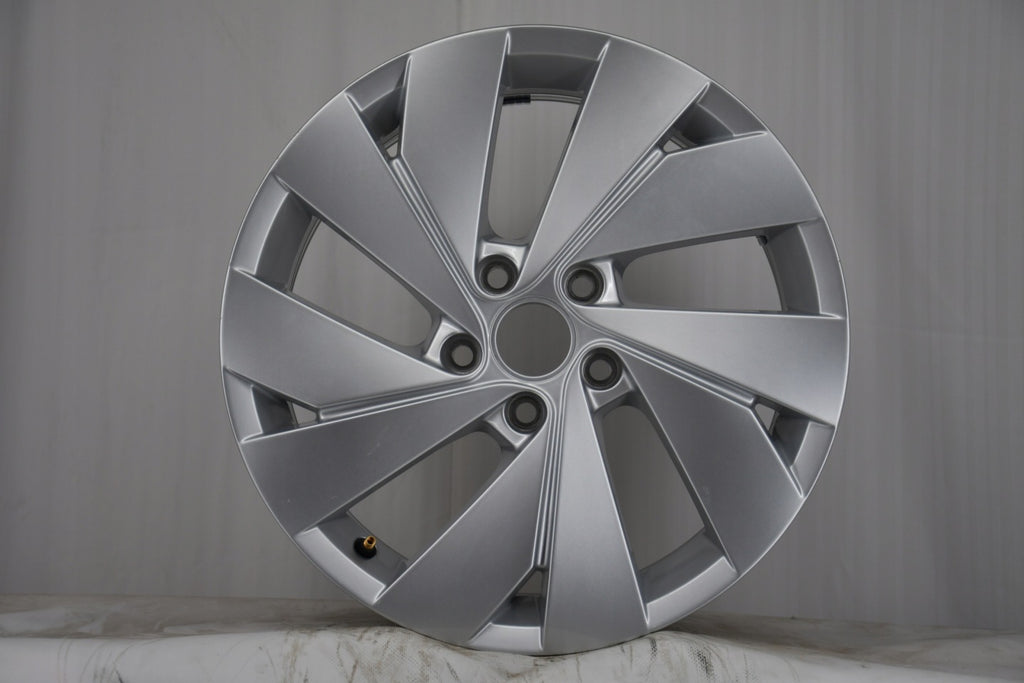 1x Alufelge 17 Zoll 7.5" 5x112 51ET Glanz Silber 5H0601025BE VW Golf Viii FEL9619492917mk