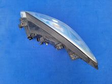 Laden Sie das Bild in den Galerie-Viewer, Frontscheinwerfer Kia Ceed 92102-1H000 Rechts Scheinwerfer Headlight