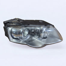 Laden Sie das Bild in den Galerie-Viewer, Frontscheinwerfer VW Passat 3C0941752G Xenon Rechts Scheinwerfer Headlight