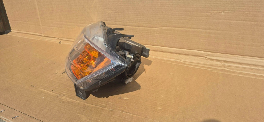 Frontscheinwerfer Mitsubishi Colt 8301B179 Links Scheinwerfer Headlight