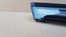 Laden Sie das Bild in den Galerie-Viewer, Frontscheinwerfer Mercedes-Benz Eqa A2439063200 LED Vorderseite Headlight