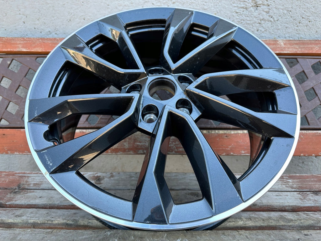 1x Alufelge 18 Zoll 7.0" 5x112 45ET Glanz Schwarz 57A601025 Skoda Karoq