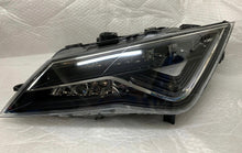 Laden Sie das Bild in den Galerie-Viewer, Frontscheinwerfer Seat Leon 5F1941007G 90100839 LED Links Scheinwerfer Headlight