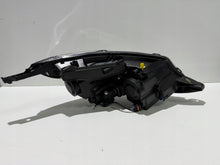 Laden Sie das Bild in den Galerie-Viewer, Frontscheinwerfer Peugeot 2008 I Links Scheinwerfer Headlight SCH1713359280sg
