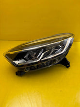 Laden Sie das Bild in den Galerie-Viewer, Frontscheinwerfer Renault Captur 260606159R LED Links Scheinwerfer Headlight SCH2888609226wl