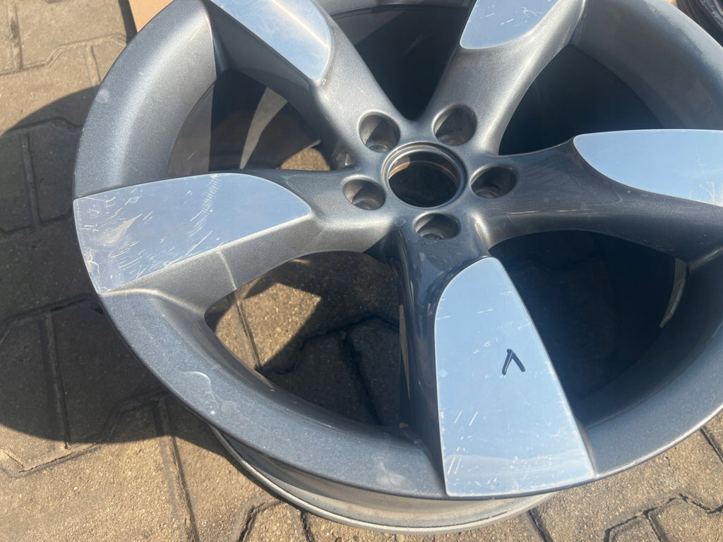 1x Alufelge 19 Zoll 9.0" 5x112 33ET Glanz Silber 8T0071499A Audi A5 Rim Wheel FEL9908303362rn