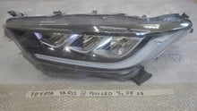 Laden Sie das Bild in den Galerie-Viewer, Frontscheinwerfer Toyota Yaris EUK0-8 LED Links Scheinwerfer Headlight SCH6949791773tz